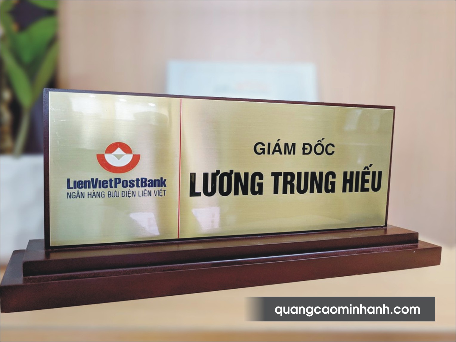 CD10: Biển chức danh đế mica mặt inox 