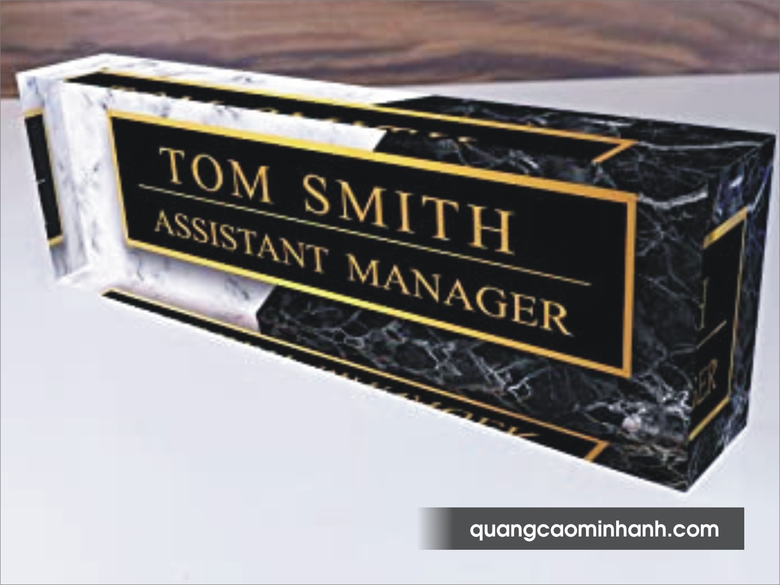 CD19: Biển chức danh mica đặc in UV