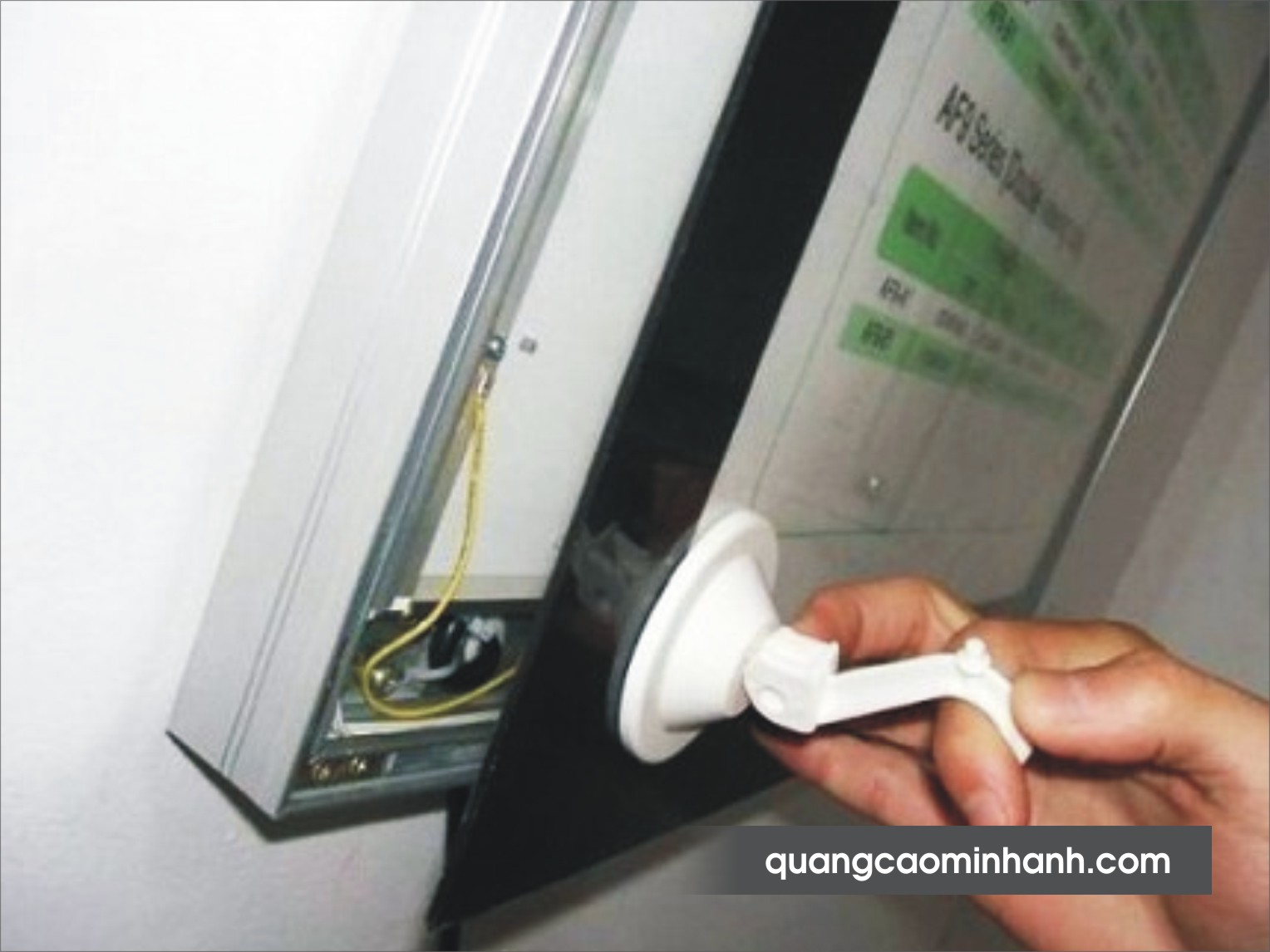 Biển hộp đèn siêu mỏng hút nam châm