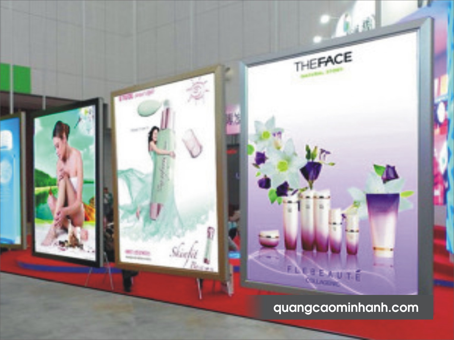 Biển hộp đèn siêu mỏng khung nhôm bật nắp