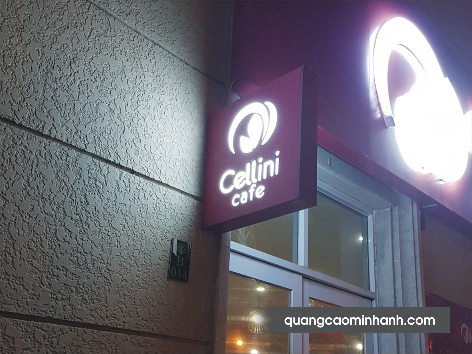 Biển vẫy âm bản