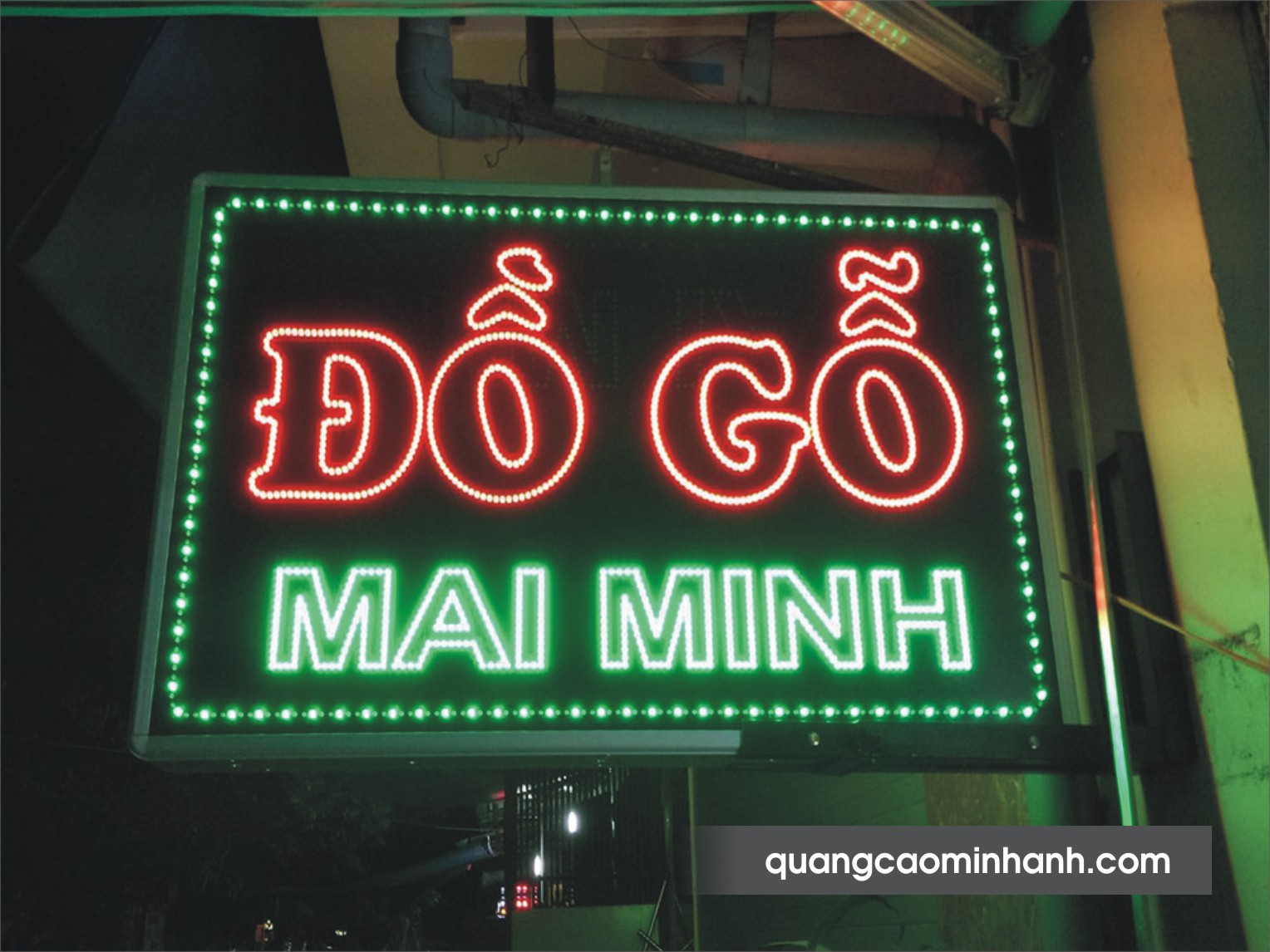 Biển vẫy đèn led