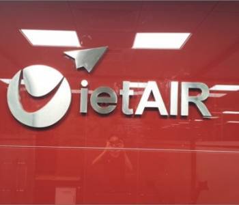 Biển quảng cáo chữ nổi trong nhà, logo lễ tân